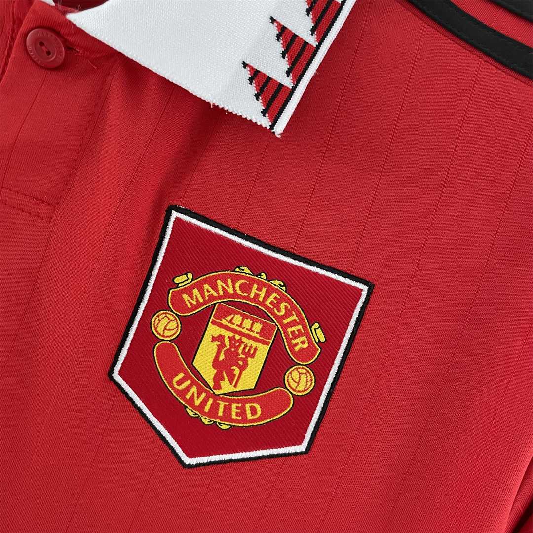 Manchester United 24/25 Local