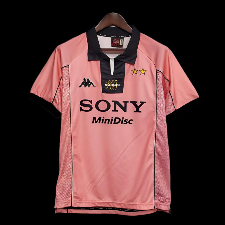 Juventus 97/98 Away