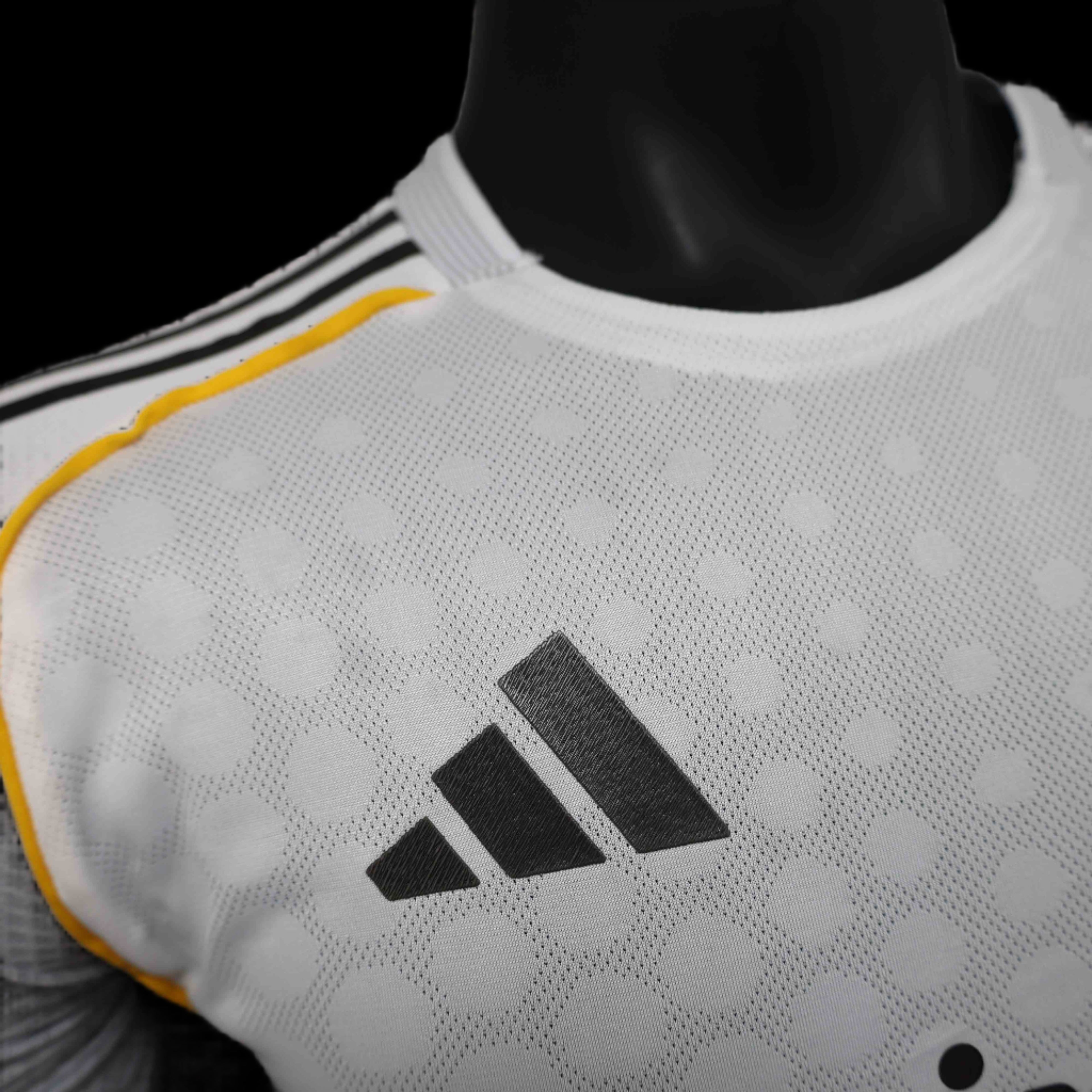 Real Madrid 25/26 Home Player Version