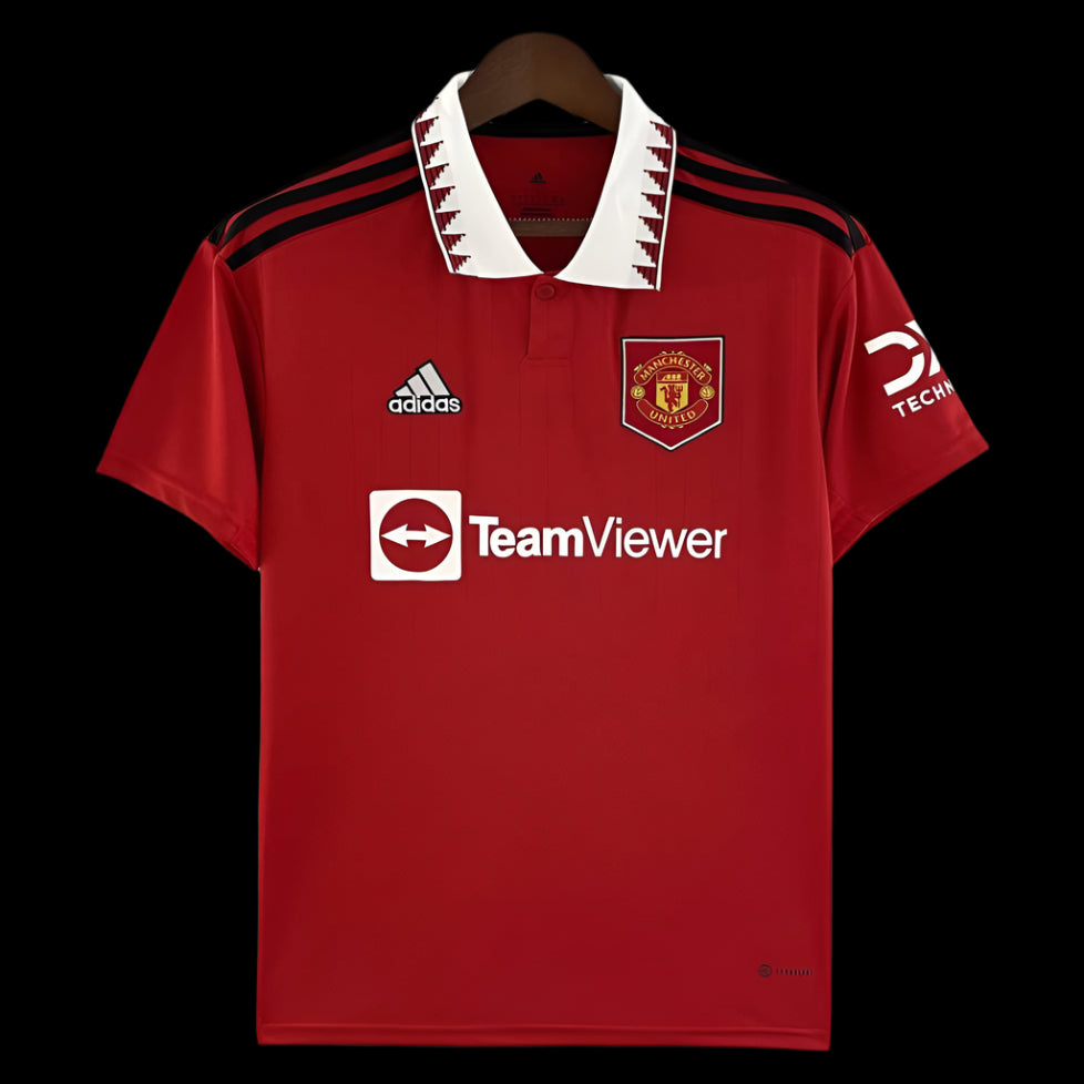 Manchester United 24/25 Local