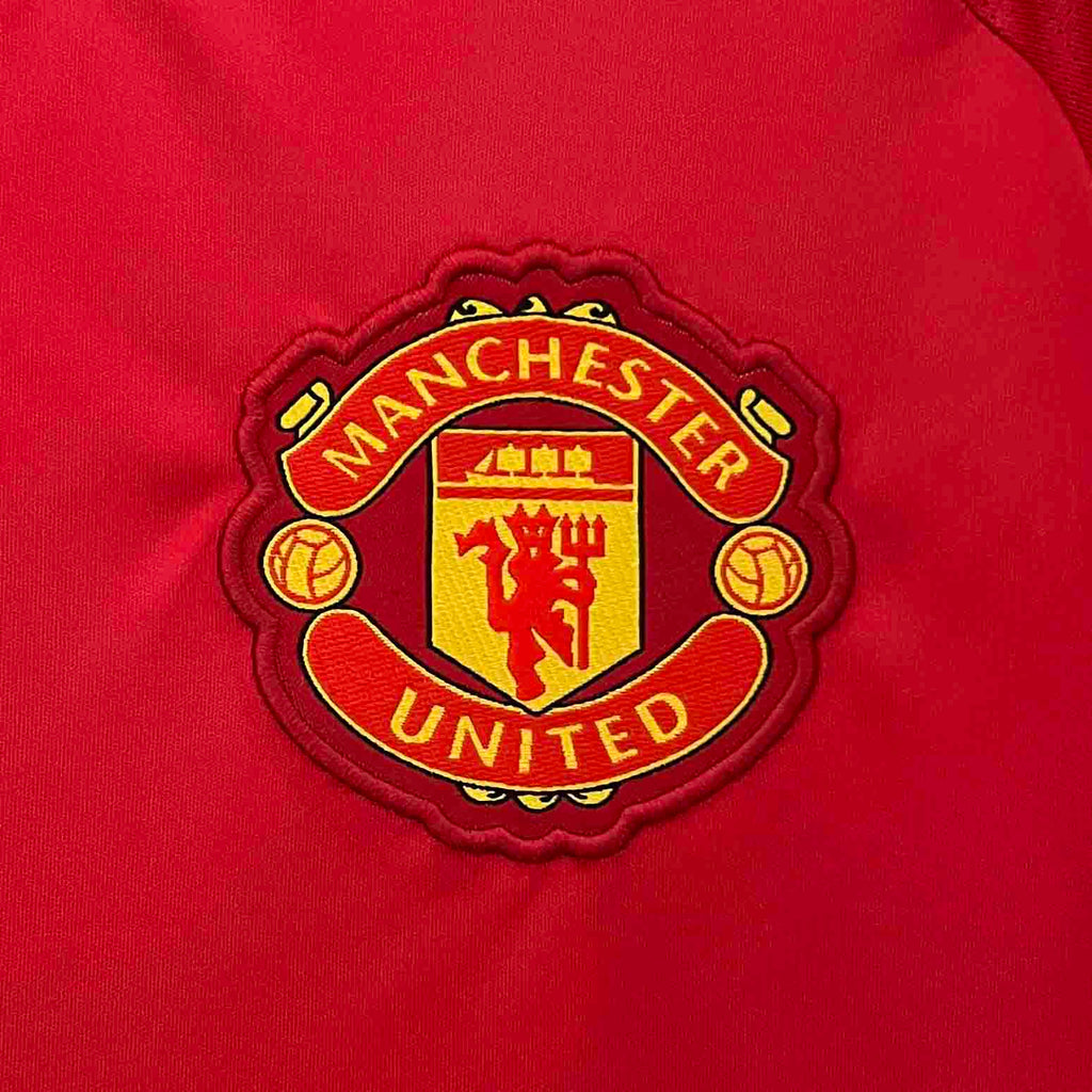 Manchester United 24/25 Local