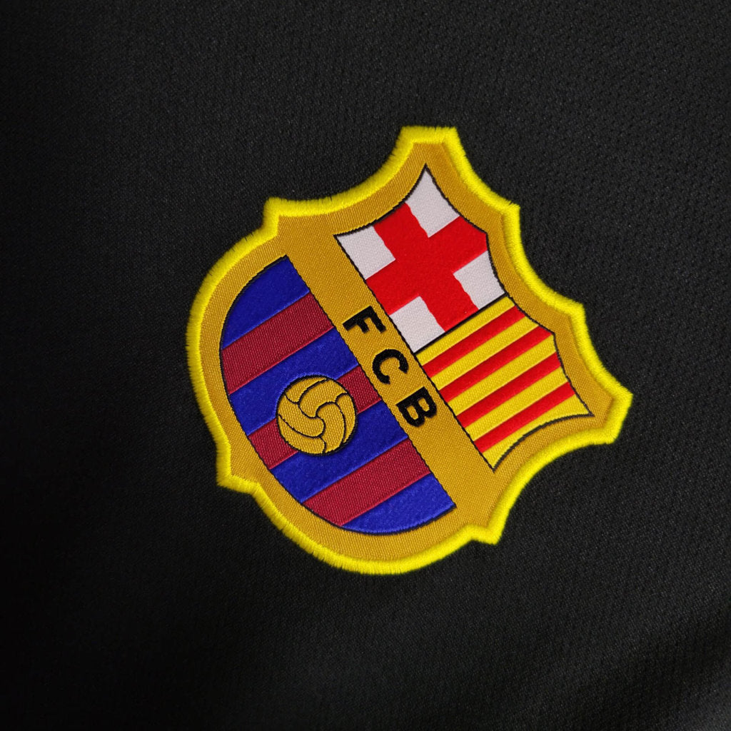 Barcelona 11/12 Away
