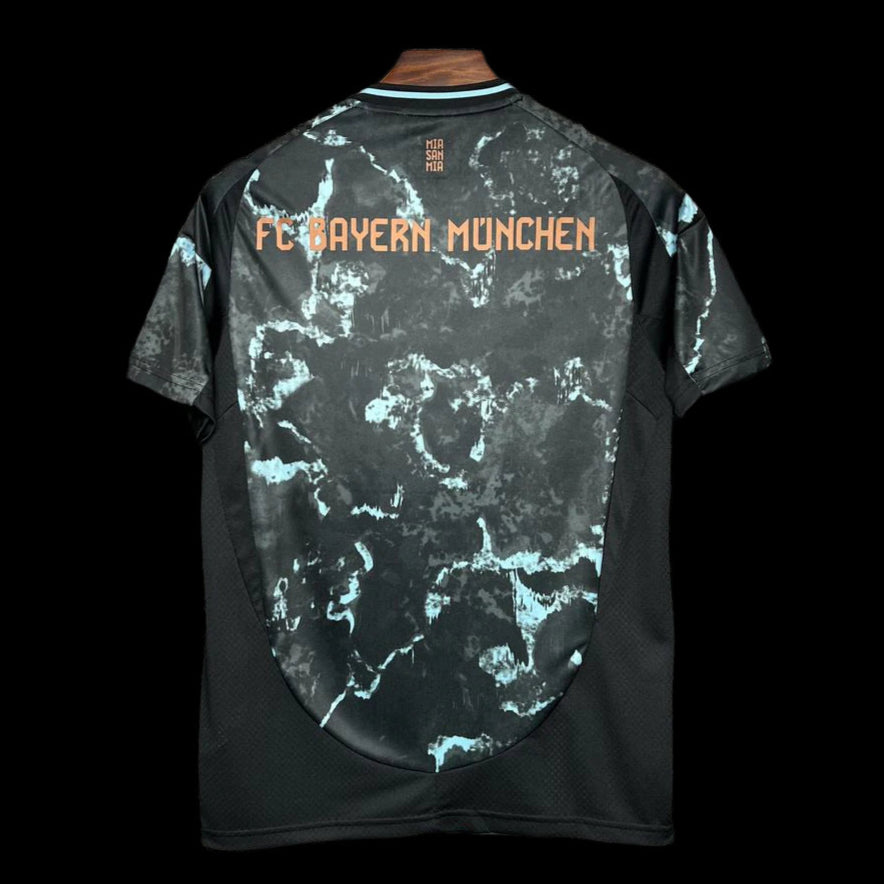 Bayern Munich 24/25 Away