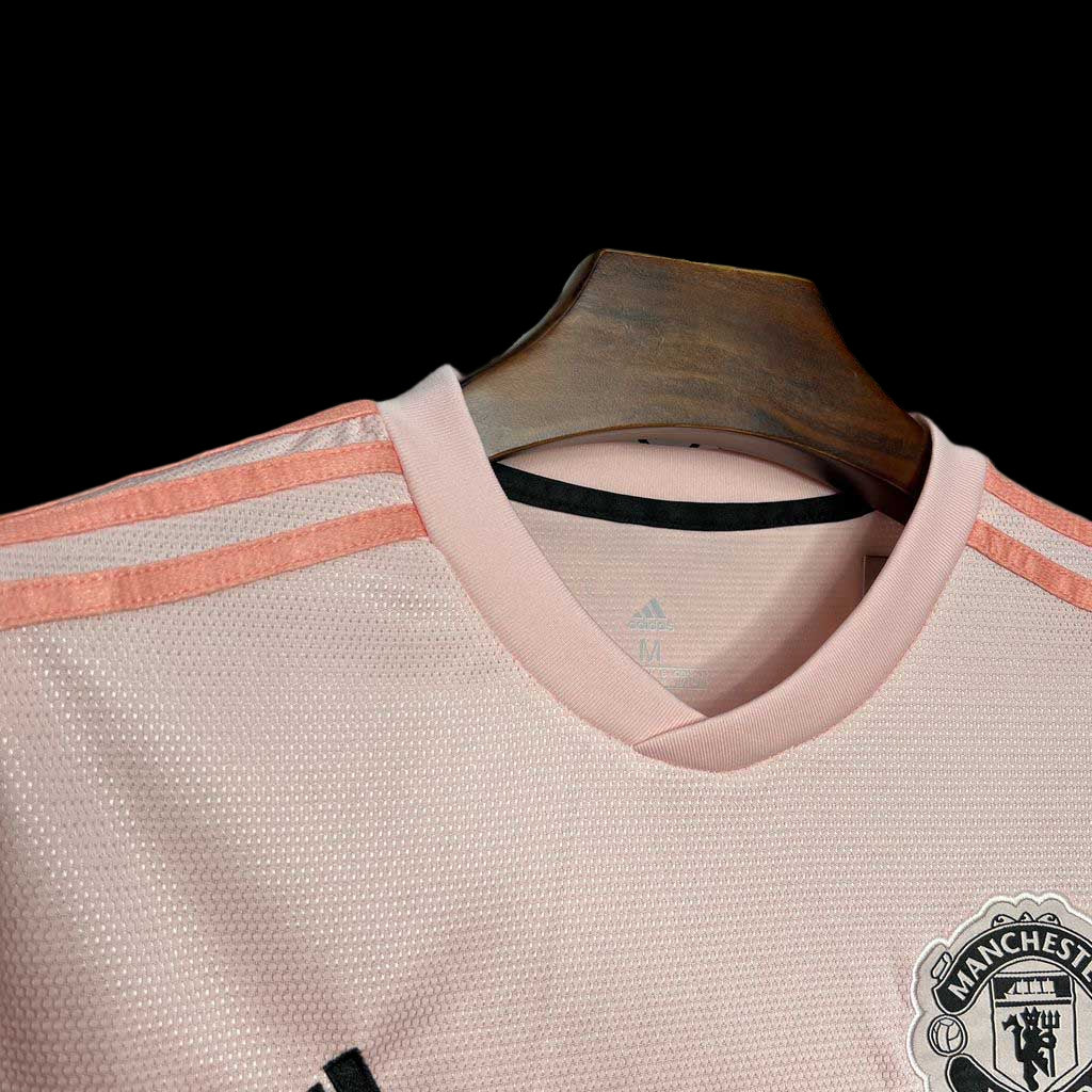 Manchester United 18/19 Away