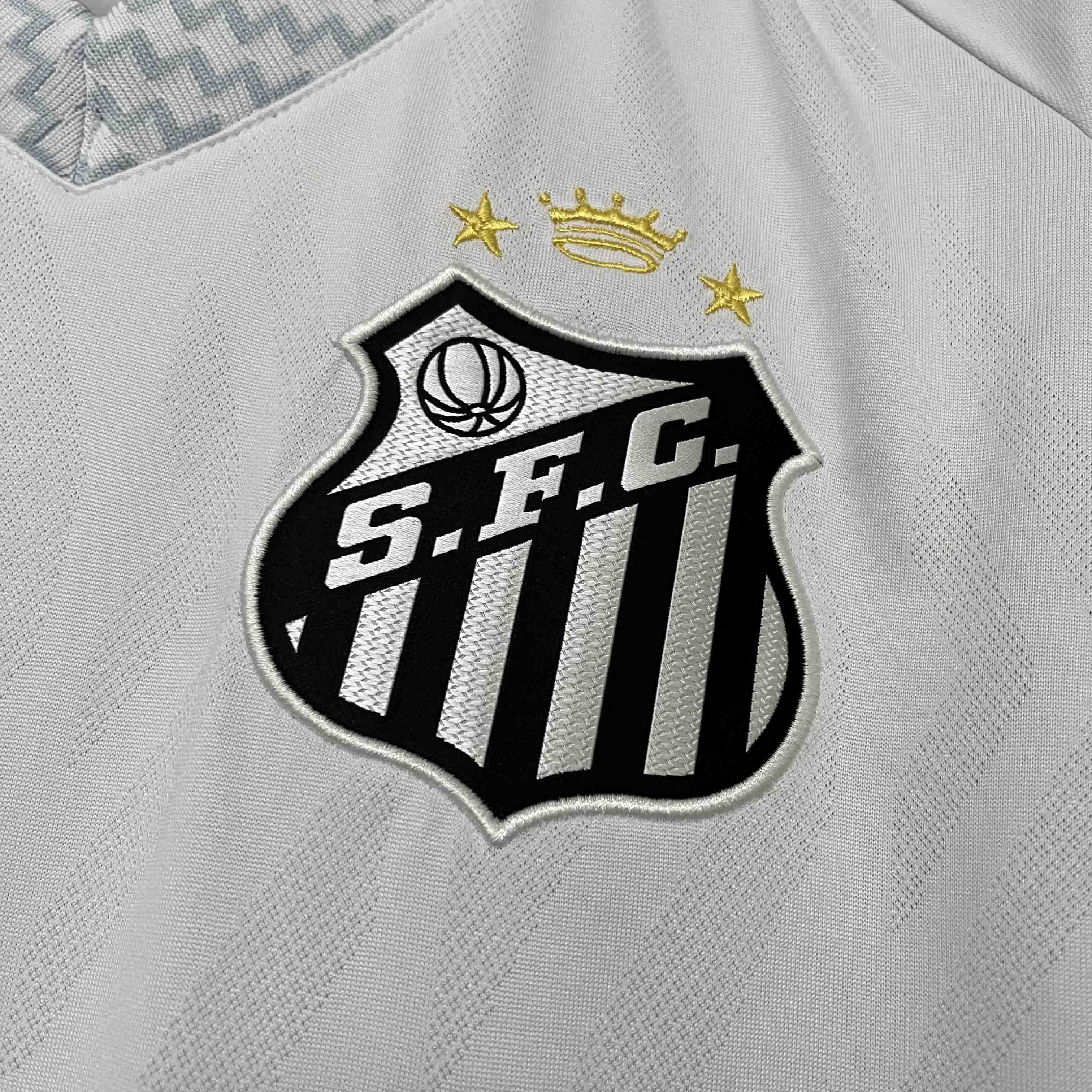 Santos 24/25 Accueil