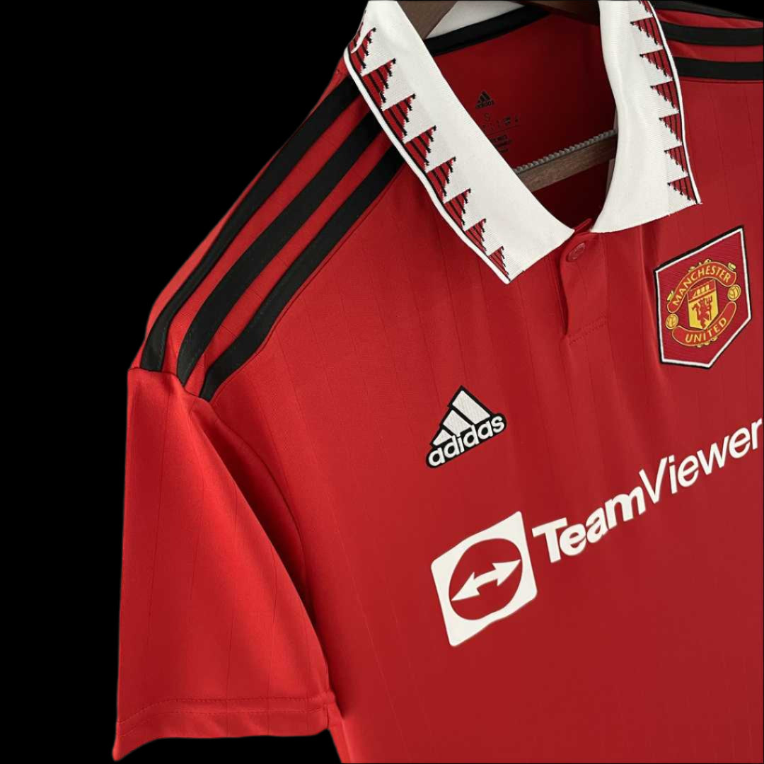 Manchester United 24/25 Local