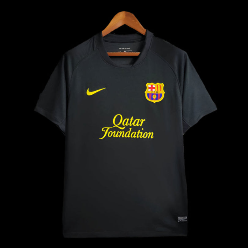 Barcelona 11/12 Away
