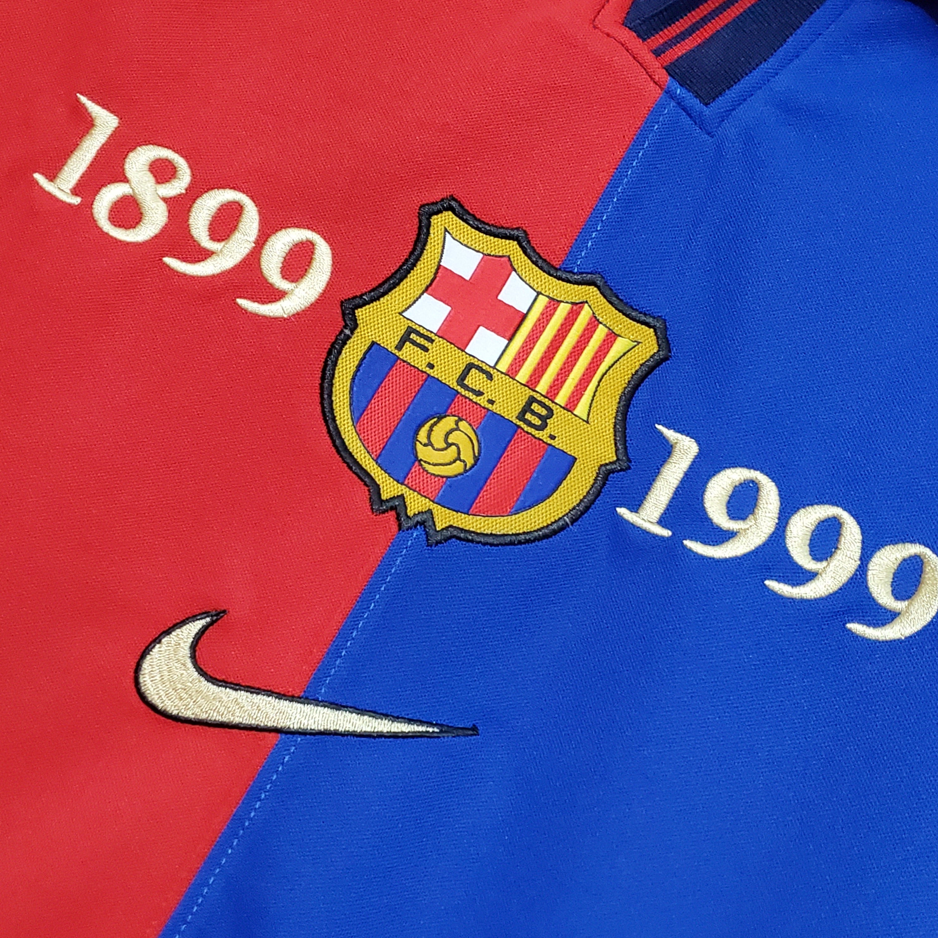 Barcelona 99/00 Home
